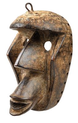 Dan-Guere (also Ngere, Kran or Wè), Ivory Coast, Liberia: An interesting, old chimpanzee mask, called ‘kaogle’ or ‘kagle’. - Tribal Art