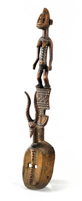 Mossi, Burkina Faso: A plank mask with an antelope head and a female figure. Type: ‘karanga-karan wemba’. - Tribal Art