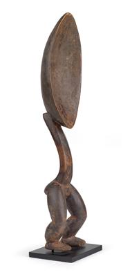 Dan, Ivory Coast, Liberia: A large ‘Po’ ceremonial spoon, the handle shaped in the guise of a female lower abdomen. - Tribal Art