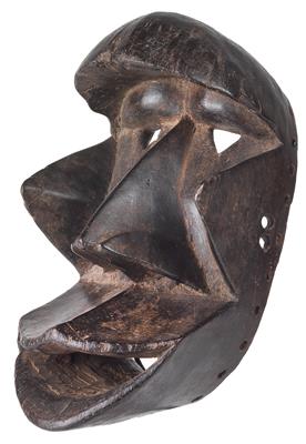 Dan Kran (also Dan-Wé), Ivory Coast, Liberia: A large, angular chimpanzee mask, called ‘Kagle’. - Arte Tribale