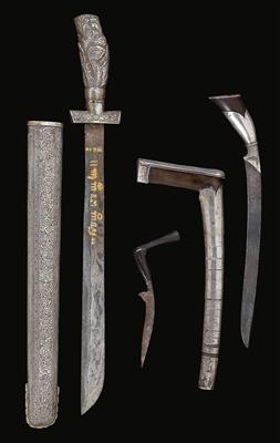 Mixed lot (3 items): Three Indonesian weapons. From Java and Sumatra. Richly decorated with very good silver. - Arte Tribale