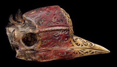 Dayak, Borneo, Sarawak (Malaysia): a very rare ornament from a ritual helmet of the Iban-Dayak, in the form of a richly carved head of a hornbill. - Tribal Art