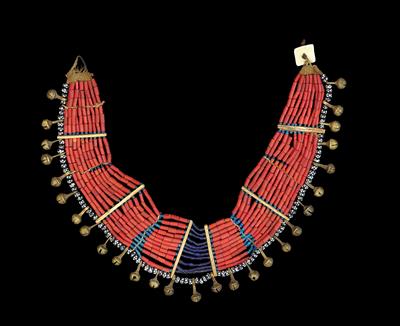 Naga, India, Burma (Myanmar): a women’s necklace of the Konyak Naga, who live in Nagaland, India and on the other side of the border with Burma. - Mimoevropské a domorodé umění