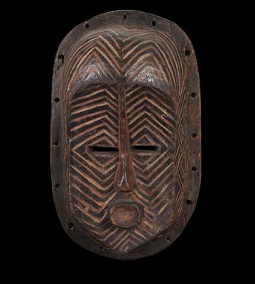 Bena Lulua, Dem. Rep. of Congo: A rare mask of the Bena Lulua from the south of Congo. - Mimoevropské a domorodé umění