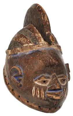 Yoruba, Nigeria: an old ‘Gelede mask’. - Mimoevropské a domorodé umění
