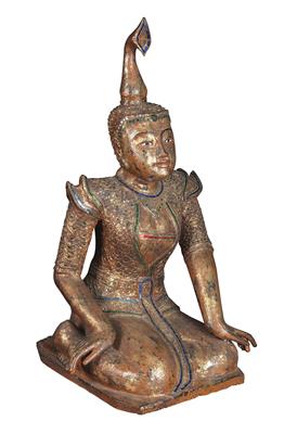 Burma (Myanmar): seated figure of a female worshipper. Leaf-gilded and lavishly decorated. - Tribal Art