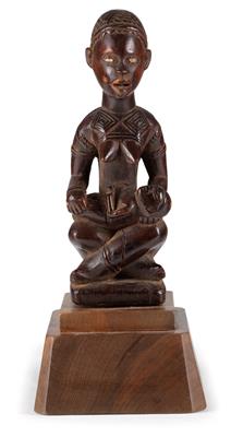 Congo (or Bakongo), Democratic Republic of Congo: a very beautiful mother and child figure from the region of the lower Congo River. - Tribal Art