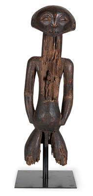 Luba-Hemba, Dem. Rep. of Congo: a large, male ancestor figure of the Hemba, called ‘Singiti’. - Mimoevropské a domorodé umění
