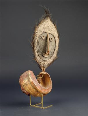 New Guinea: a ‘talipun’ dowry. tribe: Boiken, eastern Sepik Province. - Tribal Art