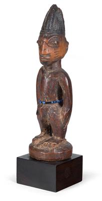 Yoruba, Nigeria: a male ‘Ibeji’ twin figure. Style: Saki, Oyo. - Tribal Art