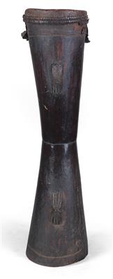 Asmat, New Guinea: a single-headed hourglass drum, called a ‘kundu’, with relief decoration. - Tribal Art