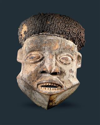 Bamileke, Cameroon Grasslands: a ‘kam’ or ‘akam’ mask - Mimoevropské a domorodé umění