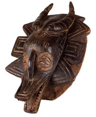 Guro, Ivory Coast: a special form of the well-known ‘zamble masks’ of the Guro people, called a ‘giyela mask’. - Tribal Art