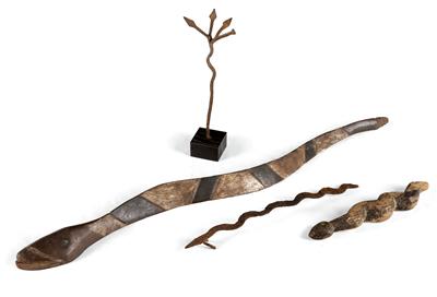 Mixed lot (4 items): snake representations, two made of wood, two of iron. As protective amulets against snakebites and employed as an aspect of snake cults. - Tribal Art