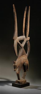 A classic dance crest Tji Wara, Bamana, Mali. - Source