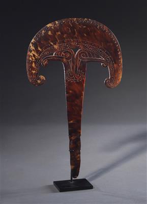 An early Trobriand Gabaela, or wealth spatula. Milne bay, 19th century. - Tribal Art