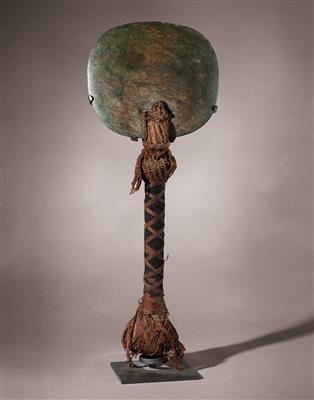 A magnificent 18th-19th century New Caledonia nephrite sceptre. - Mimoevropské a domorodé umění
