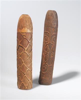 Two 'Fu' horns. - Tribal Art