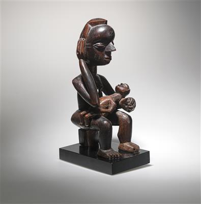An extremely rare and important Nsapo Nsapo figure. - Tribal Art