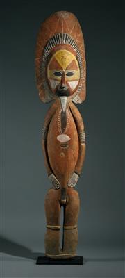 A monumental Abelam figure, Maprik area Papua New Guinea. - Arte Tribale