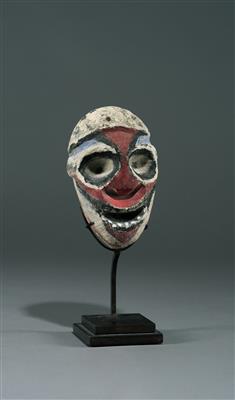 A rare Tolai Iniet head, Gazelle Peninsula New Britain. - Mimoevropské a domorodé umění
