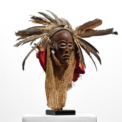 A 'Chihongo' Chokwe Mask - Mimoevropské a domorodé umění