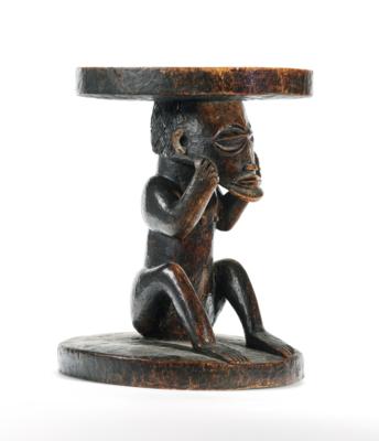 A Chokwe Prestige Stool With Male Karyatid Figure - Tribal Art