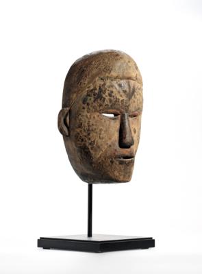A Very Fine and Early 'Woyo' Mask. - Arte Tribale
