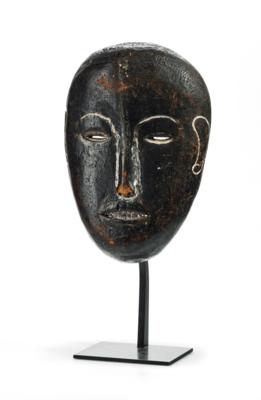 An Abstract Iban Dayak Mask - Tribal Art