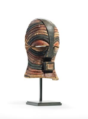 Old Kifwebe Society Songye Mask. - Mimoevropské a domorodé umění