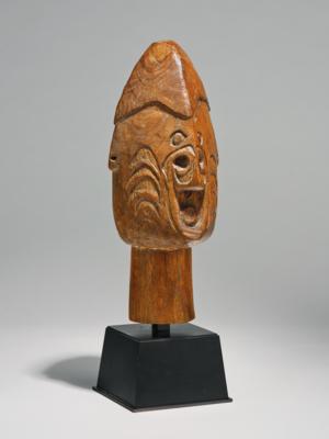 An exceptional monumental Asmat Head. - Tribal Art