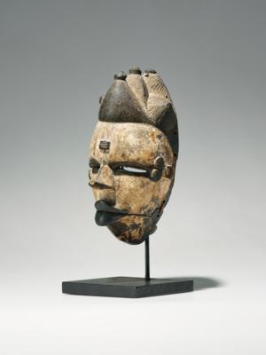 Maske Ogoni, - Stammeskunst
