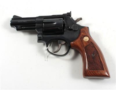 Revolver, Taurus, - Lovecké, sportovní a sběratelské zbraně