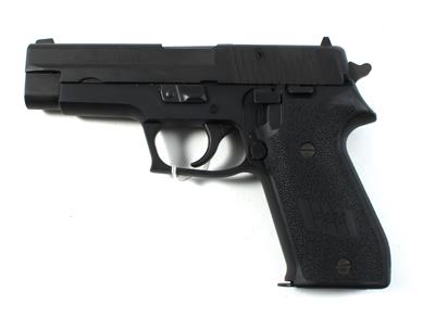 Pistole, Sig Sauer, Mod.: P220, Kal.: .45 ACP, - Jagd-, Sport- und Sammlerwaffen
