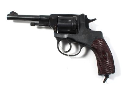 Revolver, Waffenfabrik Ishewsk, Mod.: Nagant 1895, Kal.: 7,62 mm Nagant, - Jagd-, Sport- und Sammlerwaffen