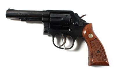 Revolver, Smith  &  Wesson, Mod.: 13-2, Kal.: .357 Mag., - Lovecké, sportovní a sběratelské zbraně