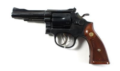 Revolver, Smith  &  Wesson, Mod.: 18-2, Kal.: .22 l. r., - Sporting and Vintage Guns