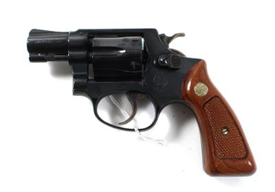 Revolver, Smith  &  Wesson, Mod.: 31-1 (.32 Regulation Police), Kal.: .32 S & W long, - Lovecké, sportovní a sběratelské zbraně