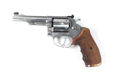 Revolver, Smith  &  Wesson, Mod.: 63, Kal.: .22 l. r., - Lovecké, sportovní a sběratelské zbraně