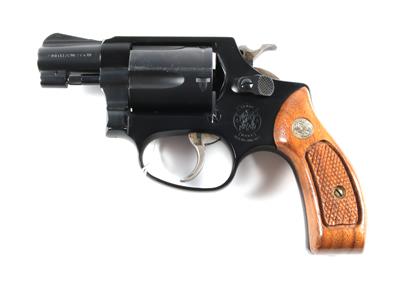 Revolver, Smith  &  Wesson, Mod.: 37-2 Airweight, Kal.: .38 Spez., - Lovecké, sportovní a sběratelské zbraně