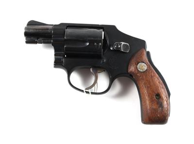 Revolver, Smith  &  Wesson, Mod.: 42 Airweight, Kal.: .38 Spez., - Sporting and Vintage Guns