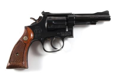 Revolver, Smith  &  Wesson, Mod.: 48-4, Kal.: .22 Mag., - Jagd-, Sport- und Sammlerwaffen