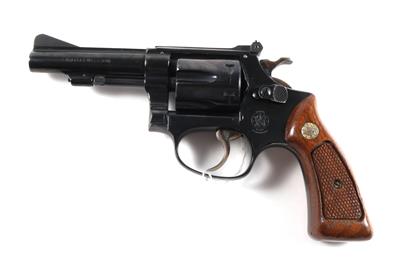 Revolver, Smith  &  Wesson, Mod.: 51, Kal.: .22 Mag., - Jagd-, Sport- und Sammlerwaffen