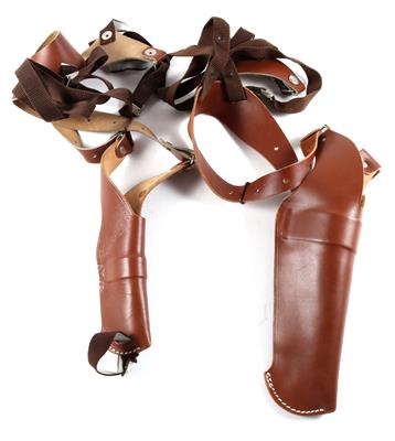 Konvolut bestehend aus zwei 'Sickinger'-Schulterholstern aus braunem Leder für 'S & W'-Revolver, - Sporting and Vintage Guns