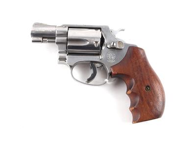 Revolver, Smith  &  Wesson, Mod.: 60, Kal.: .38 Spez., - Jagd-, Sport- und Sammlerwaffen