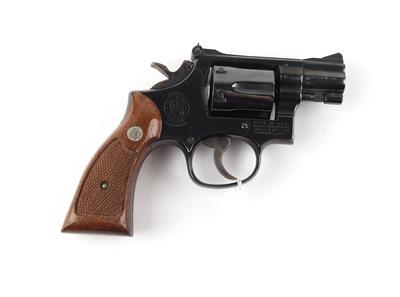 Revolver, Smith  &  Wesson, Mod.: 15-4, Kal.: .38 Spez., - Armi da caccia, competizione e collezionismo