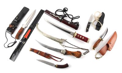 Konvolut aus sechs Messern und einem Kal. .22 Reinigungsset von Stiga, - Jagd-, Sport- und Sammlerwaffen