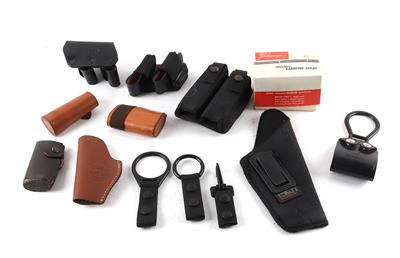 Konvolut aus vier Magazinholstern darunter Sickinger, ein Sickinger Quick Draw Holster, - Jagd-, Sport- und Sammlerwaffen