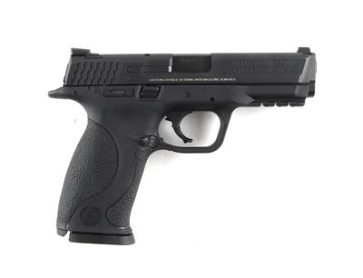 Pistole, Smith  &  Wesson, Mod.: M & P9 mit Holster, Kal.: 9 mm Para, - Armi da caccia, competizione e collezionismo