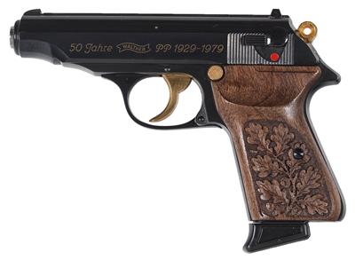 Pistole, Walther - Ulm, Mod.: PP Sonderfertigung (500 Stück) 50 Jahre 1929-1979 in Originalkasette, Kal.: 7,65 mm, - Sporting and Vintage Guns